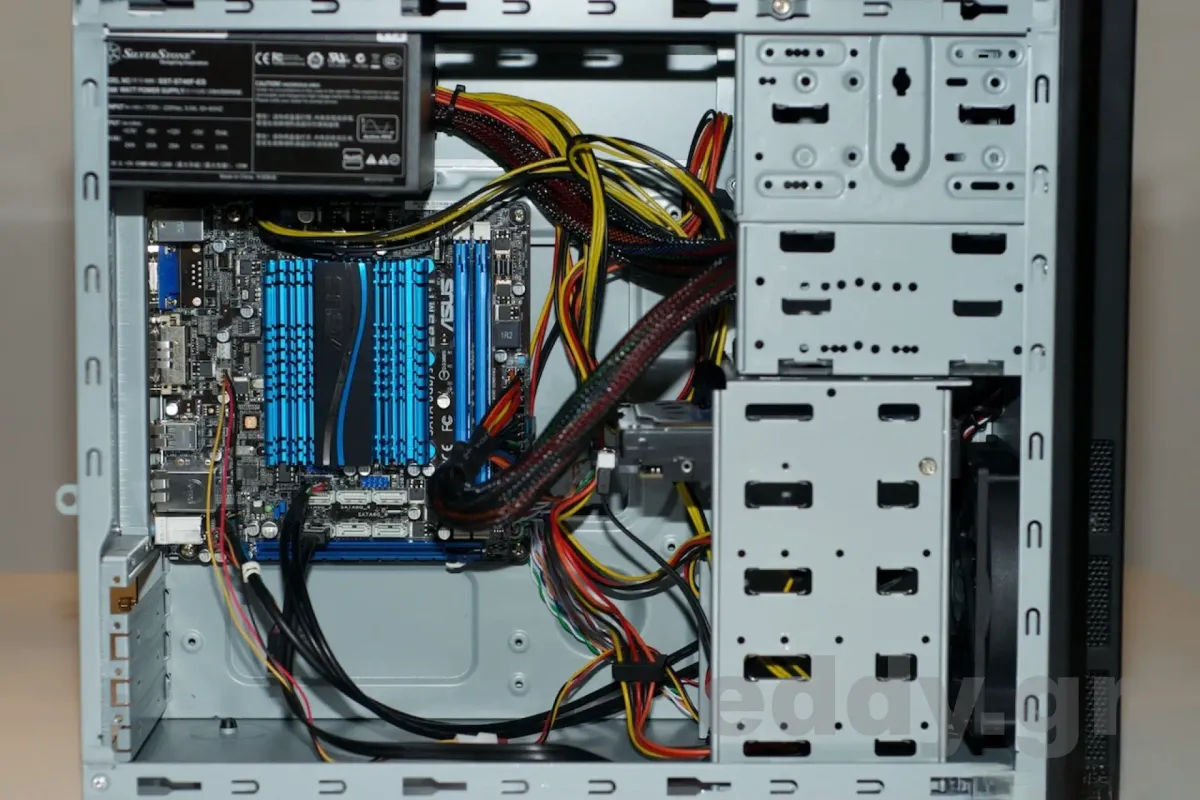 Mit OpenELEC und dem Asus E35M1-I einen Media Center PC bauen