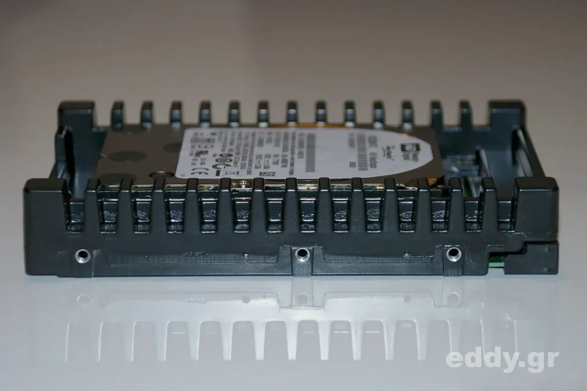 10.000 rpm fürs Server-OS und für Datenbanken mittels der VelociRaptor