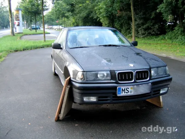Alkoholleiche und schwebendes Auto: Impressionen aus dem Stadteil Kinderhaus