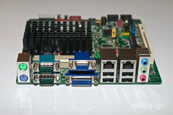 IPFires treuer Weggefährte Intel D2500CCE